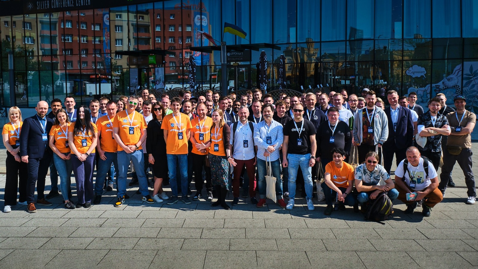 Uczestnicy konferencji DrupalCamp Poland 2023 zorganizowanej we Wrocławiu w maju 2023 roku.