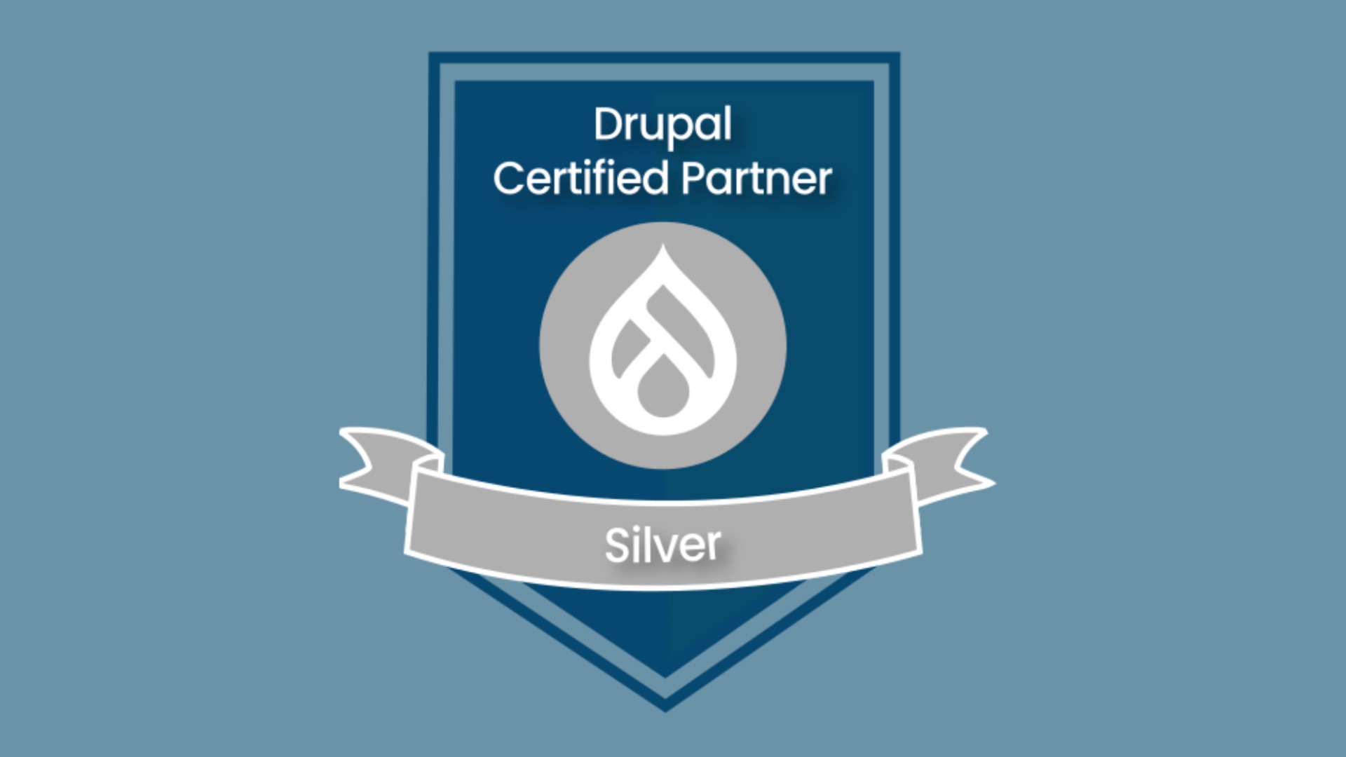 Odznaka Silver Drupal Certified Partner potwierdza, że firma przestrzega wysokich standardów w zakresie wsparcia i rozwoju Drupala.